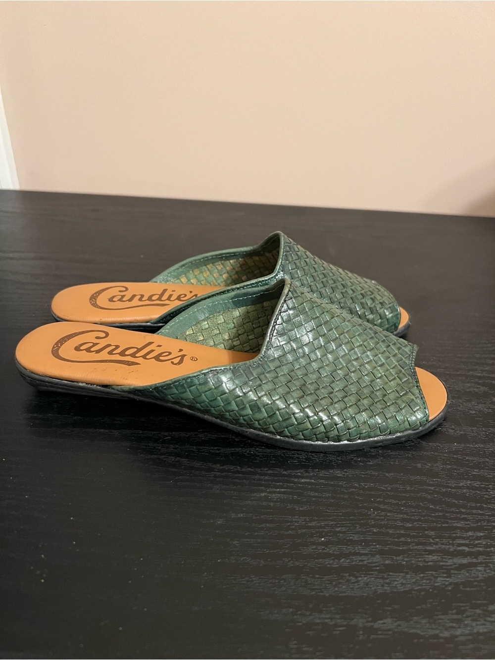 Candies Vintage Woven Leather Mules Green Basketweave Slip On Flats Size 6M